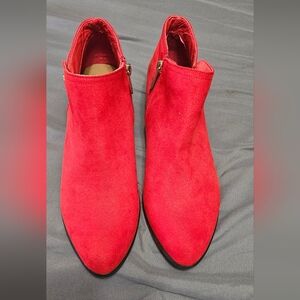 Daisy Fuentes Anckle Booties